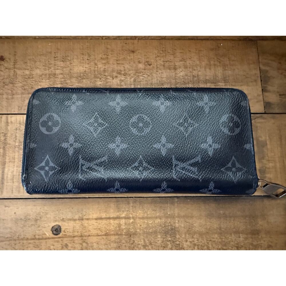 Louis Vuitton Wallet Mens Black Monogram Canvas Long Zip Around Spain Logo